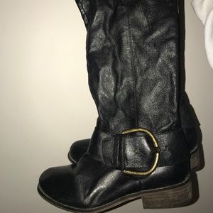 black saddle boots with buckle